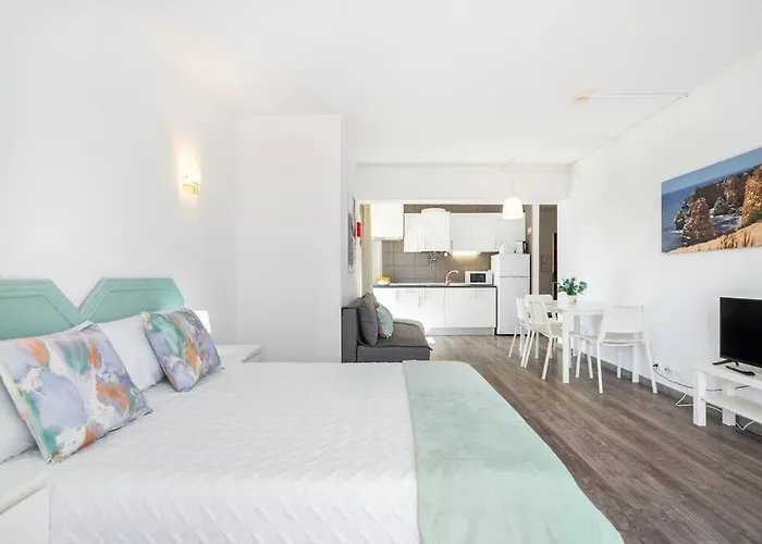 Daire Rocha Beachside By Cc 326 *